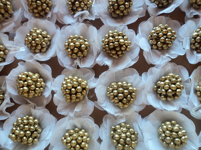 Brigadeiros e pasta americana dourados!